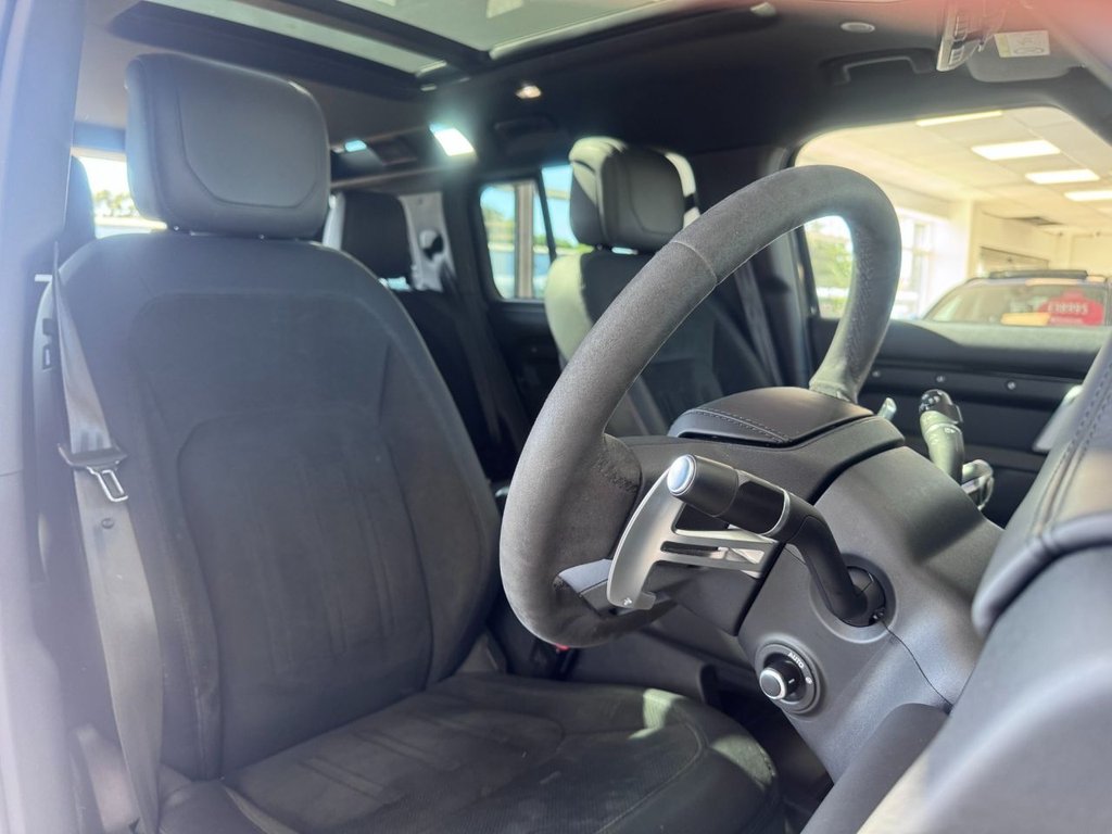 Used Land Rover Defender 2022 for sale - 76966299: Photo 13