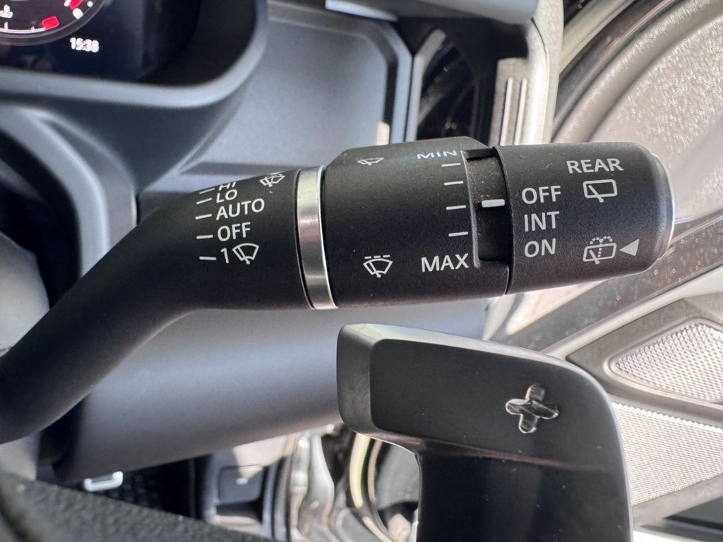 Used Land Rover Defender 2022 for sale - 76966299: Photo 40