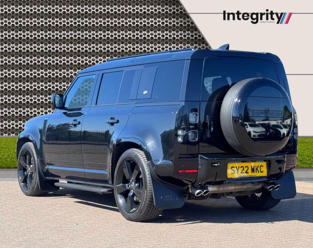 Used Land Rover Defender 2022 for sale - 76966299: Photo 5