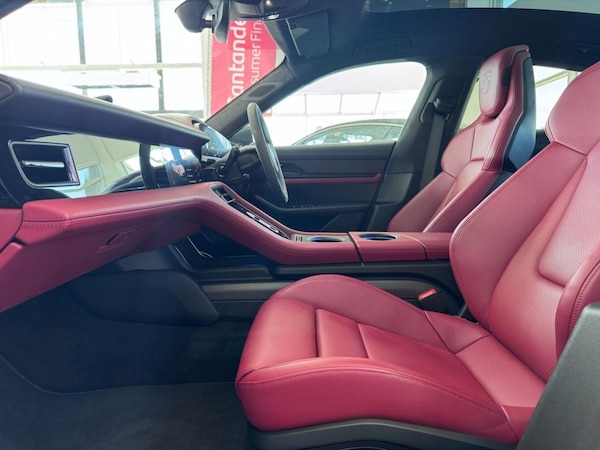 Used Porsche Taycan 2023 for sale - 76162899: Photo 26