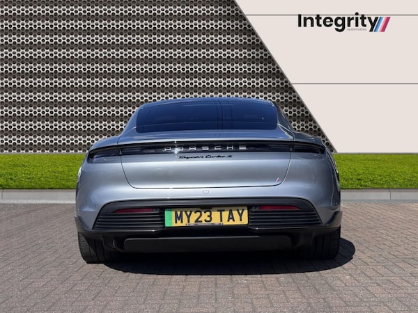 Used Porsche Taycan 2023 for sale - 76162899: Photo 5