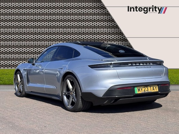 Used Porsche Taycan 2023 for sale - 76162899: Photo 6