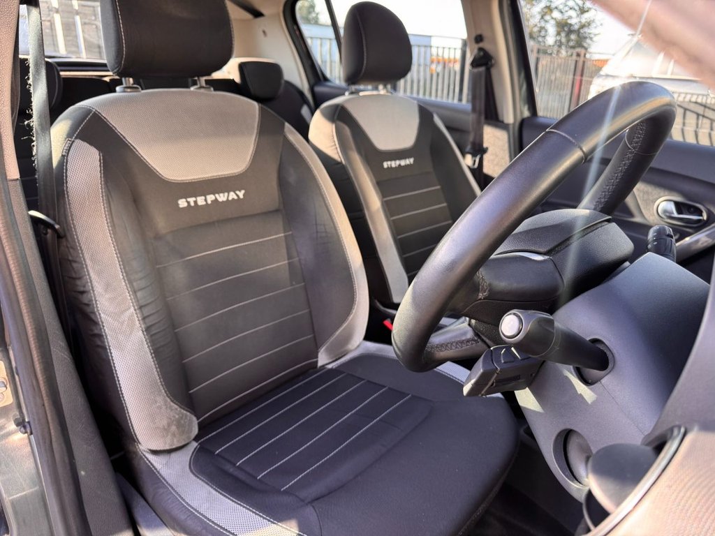 Used Dacia Sandero Stepway 2017 for sale - 77734243: Photo 13