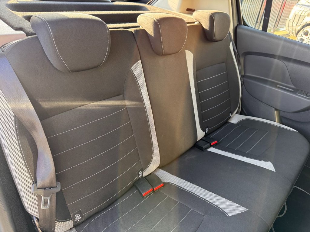 Used Dacia Sandero Stepway 2017 for sale - 77734243: Photo 17