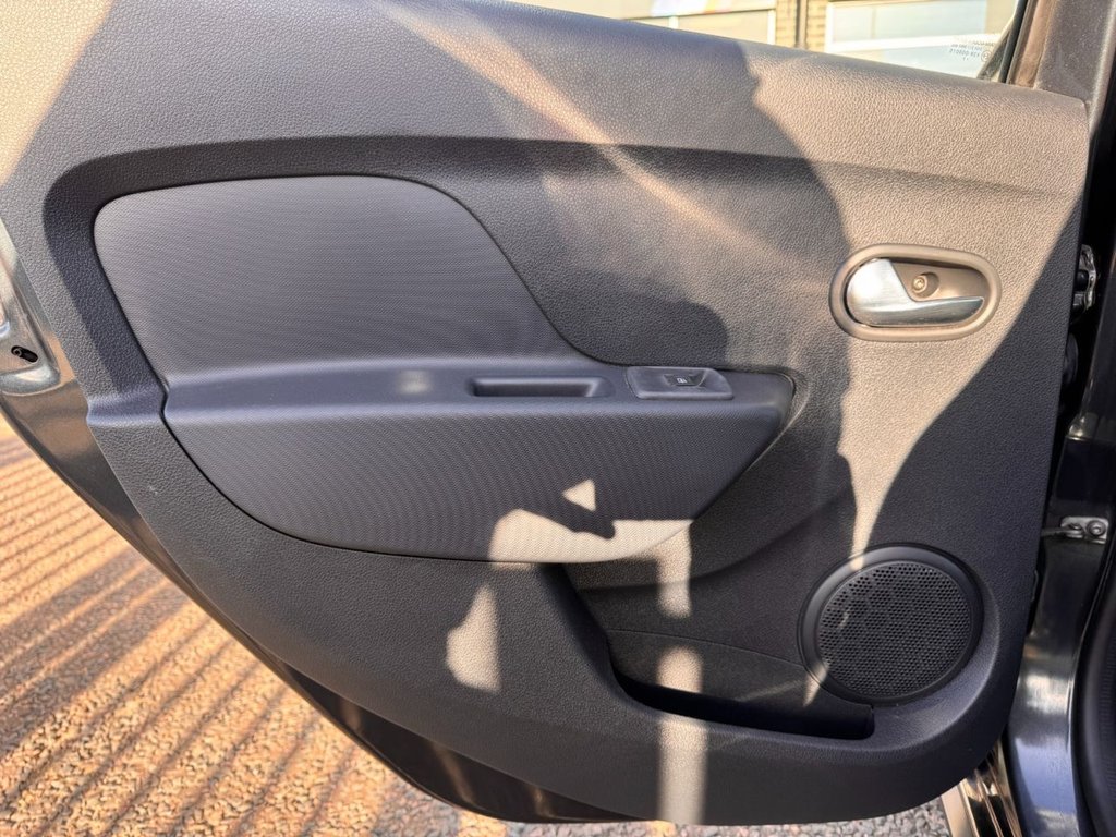 Used Dacia Sandero Stepway 2017 for sale - 77734243: Photo 20