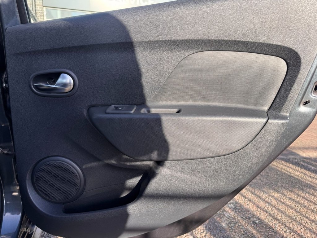 Used Dacia Sandero Stepway 2017 for sale - 77734243: Photo 26