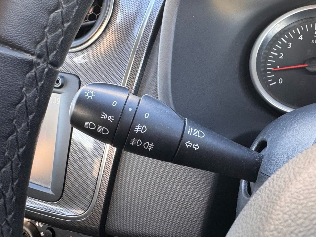 Used Dacia Sandero Stepway 2017 for sale - 77734243: Photo 34