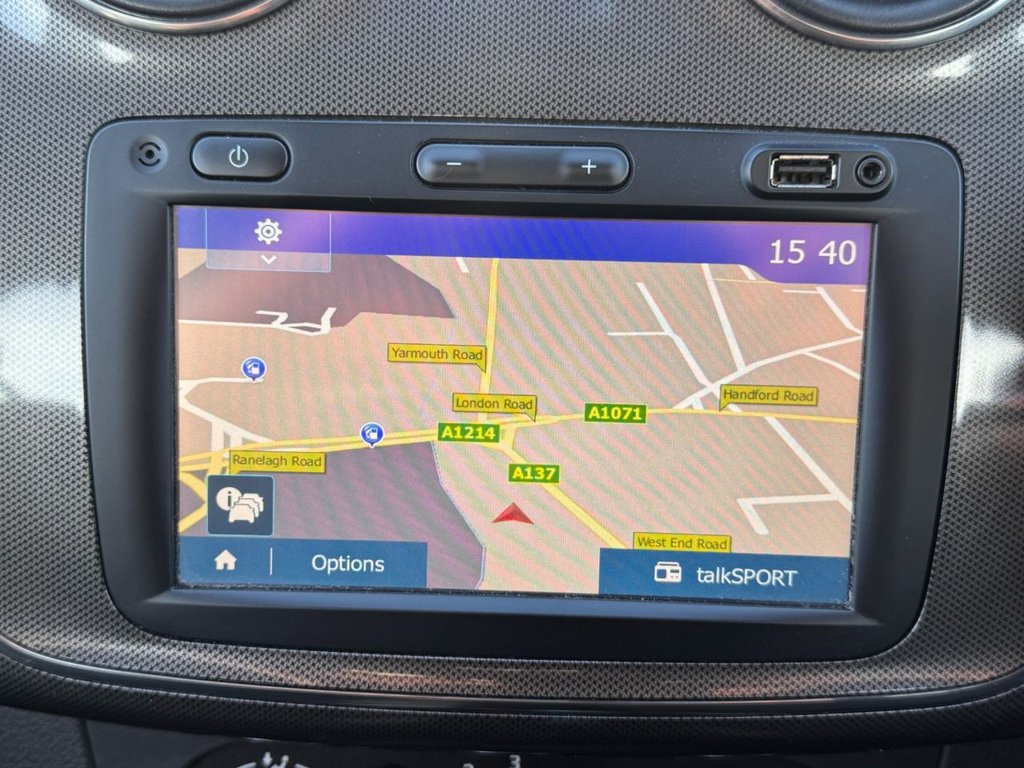 Used Dacia Sandero Stepway 2017 for sale - 77734243: Photo 43