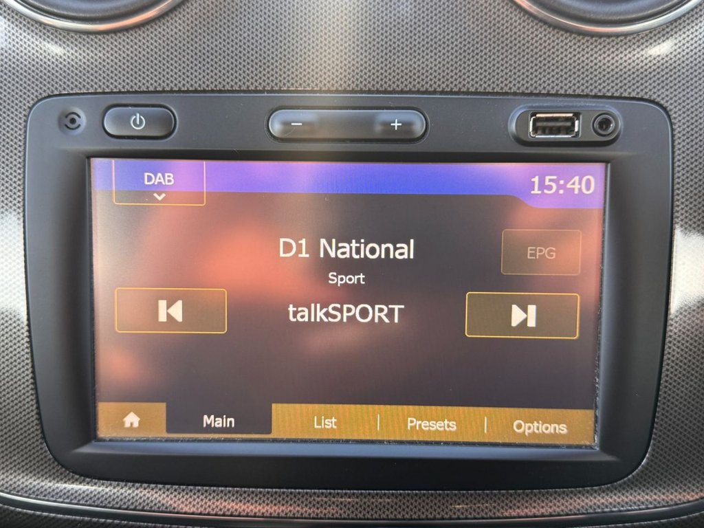 Used Dacia Sandero Stepway 2017 for sale - 77734243: Photo 45