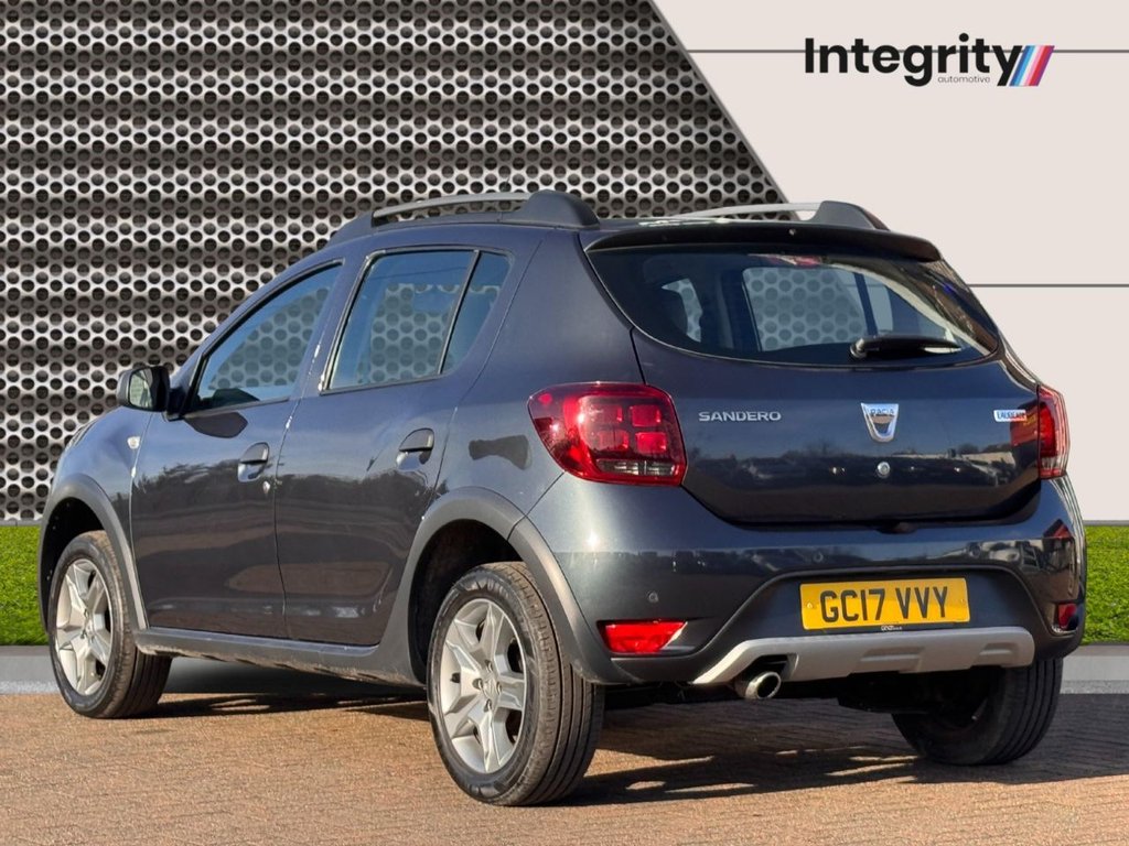 Used Dacia Sandero Stepway 2017 for sale - 77734243: Photo 5