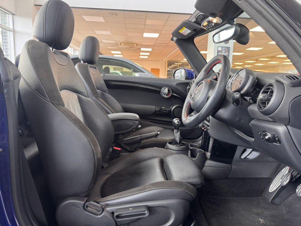 Used MINI Convertible 2020 for sale - 78068565: Photo 22