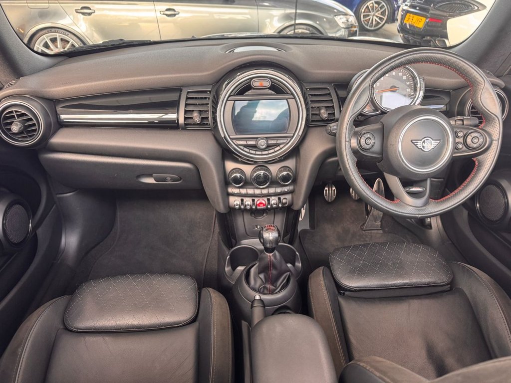 Used MINI Convertible 2020 for sale - 78068565: Photo 24