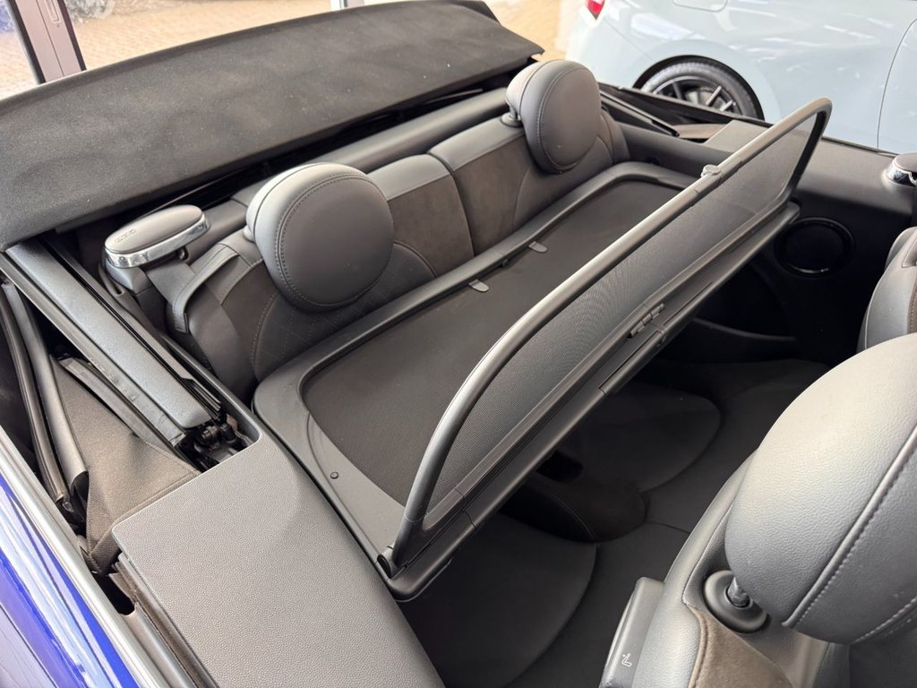 Used MINI Convertible 2020 for sale - 78068565: Photo 25