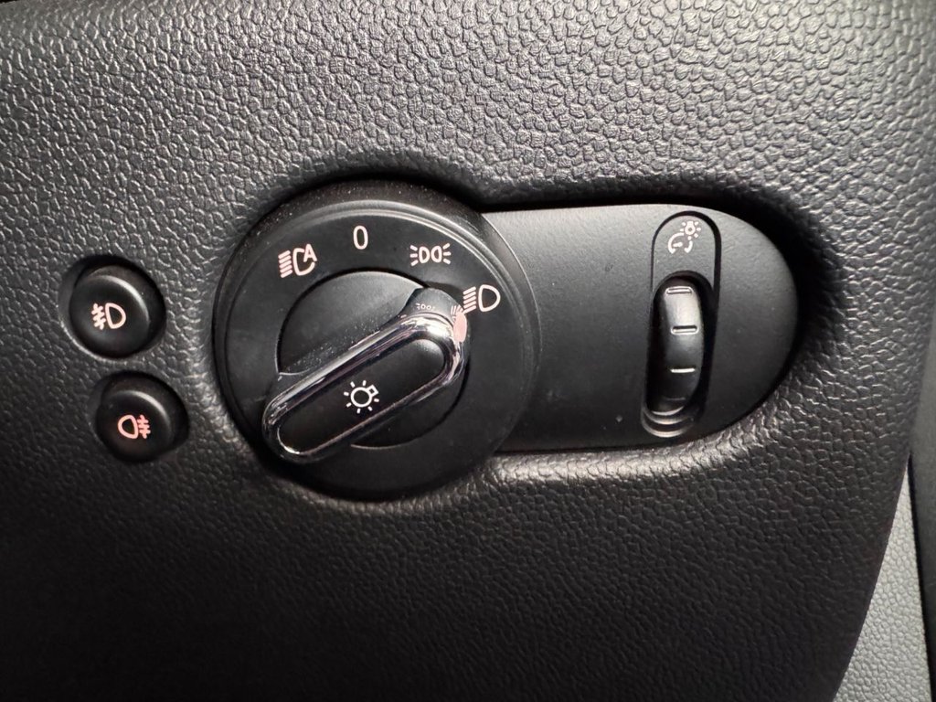 Used MINI Convertible 2020 for sale - 78068565: Photo 38