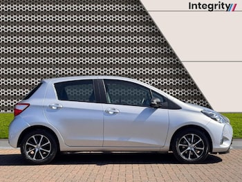 Used Toyota Yaris 2018 for sale - 78382752: Photo