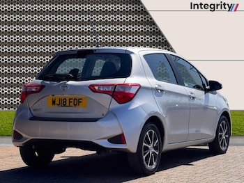 Used Toyota Yaris 2018 for sale - 78382752: Photo