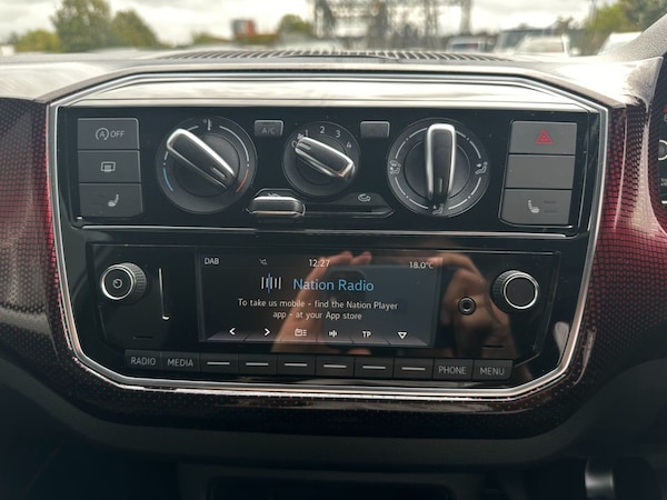 Used Volkswagen up! 2018 for sale - 73436177: Photo 49
