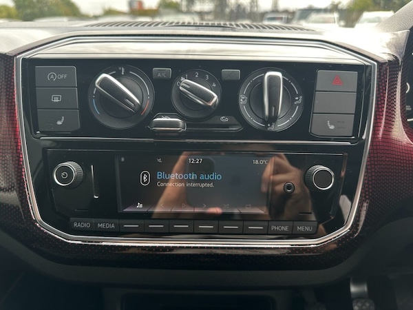 Used Volkswagen up! 2018 for sale - 73436177: Photo 50