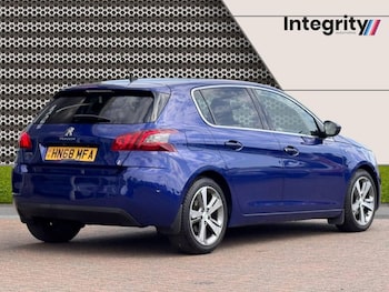 Used Peugeot 308 2019 for sale - 79384836: Photo