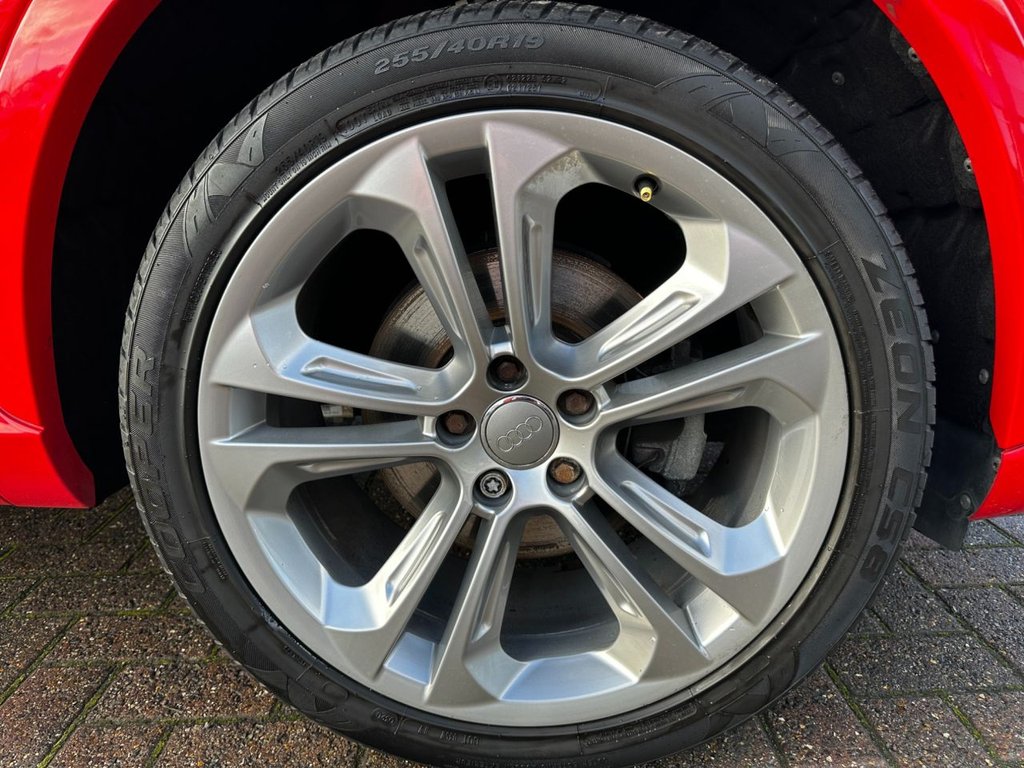 Used Audi Q3 2016 for sale - 76724448: Photo 15