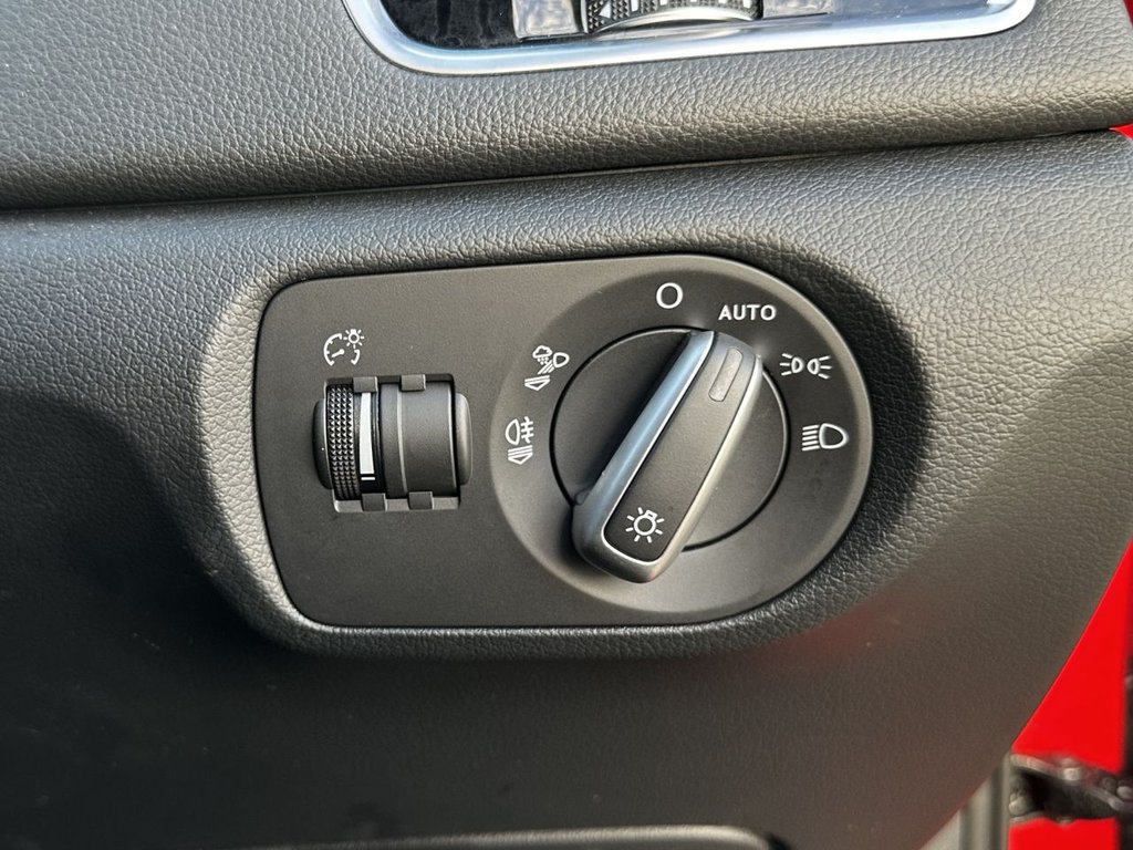 Used Audi Q3 2016 for sale - 76724448: Photo 47