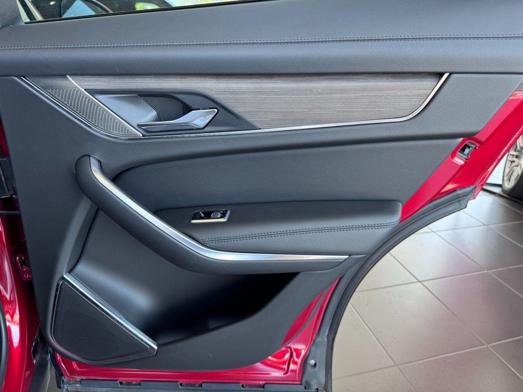 Used Jaguar F-Pace 2021 for sale - 76386052: Photo 19