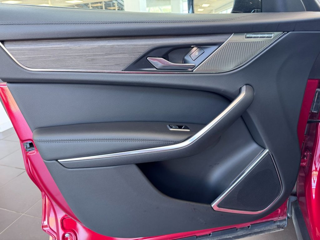 Used Jaguar F-Pace 2021 for sale - 76386052: Photo 30