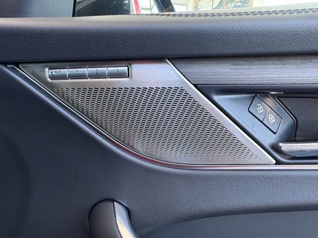 Used Jaguar F-Pace 2021 for sale - 76386052: Photo 33