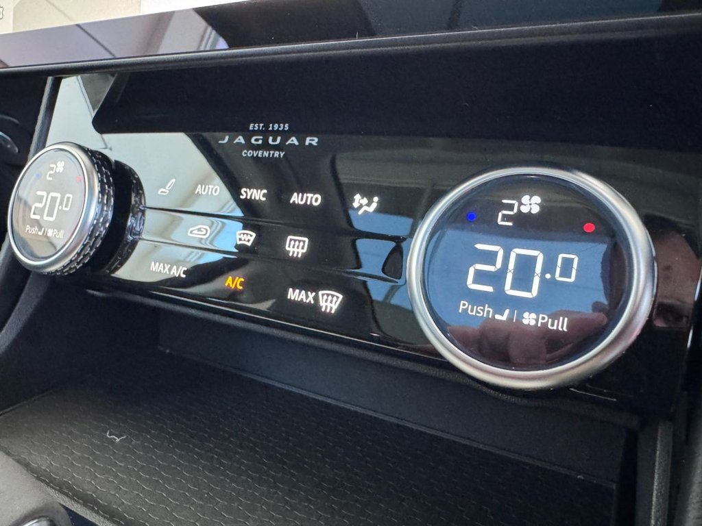 Used Jaguar F-Pace 2021 for sale - 76386052: Photo 45