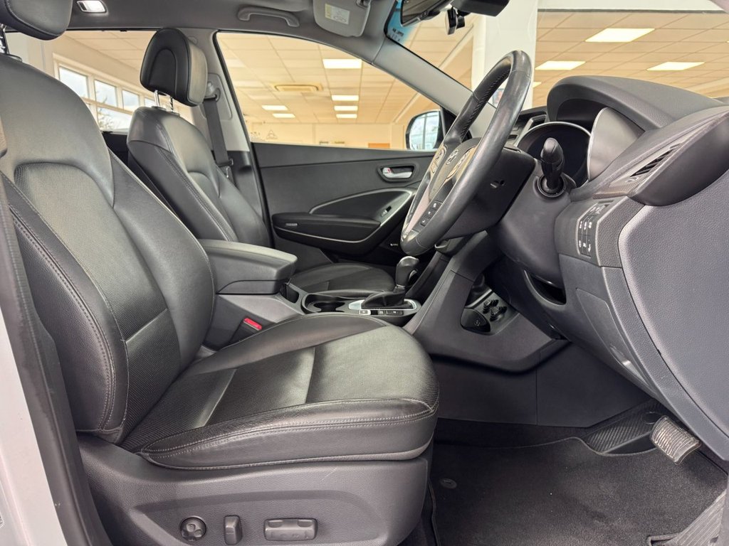 Used Hyundai Santa Fe 2017 for sale - 78088334: Photo 12