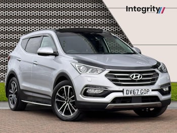 Used Hyundai Santa Fe 2017 for sale - 78088334: Photo