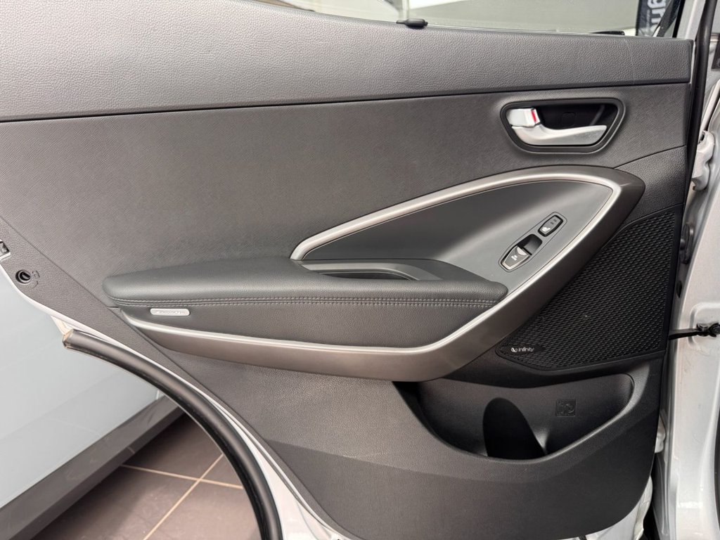 Used Hyundai Santa Fe 2017 for sale - 78088334: Photo 27