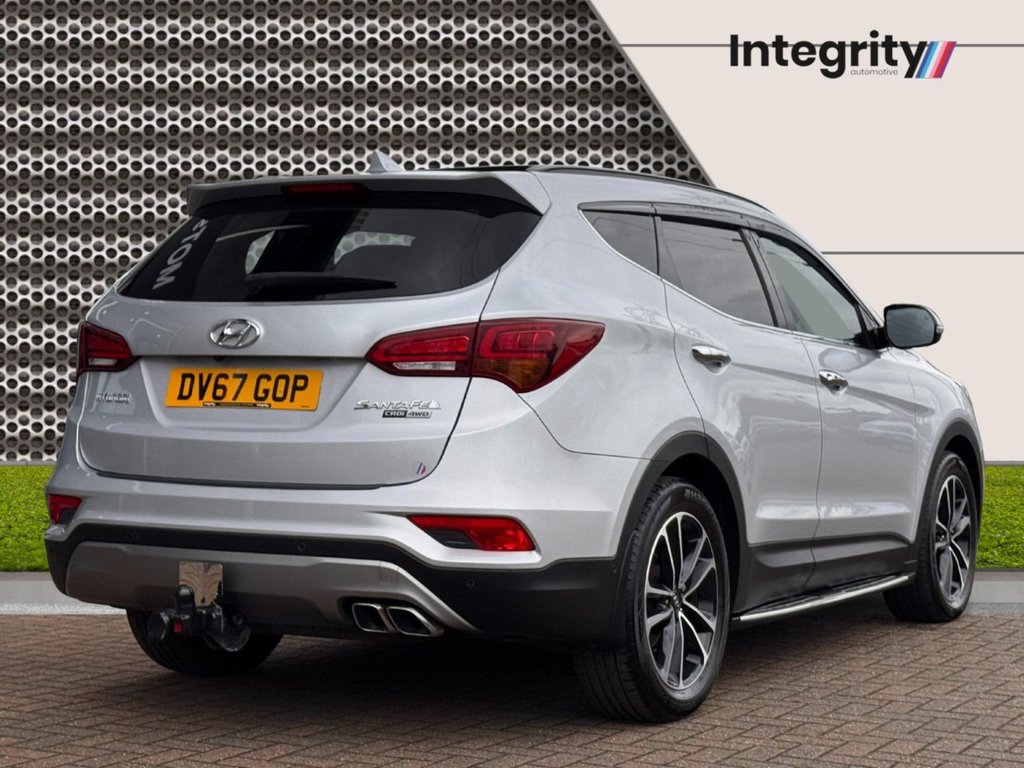 Used Hyundai Santa Fe 2017 for sale - 78088334: Photo 3