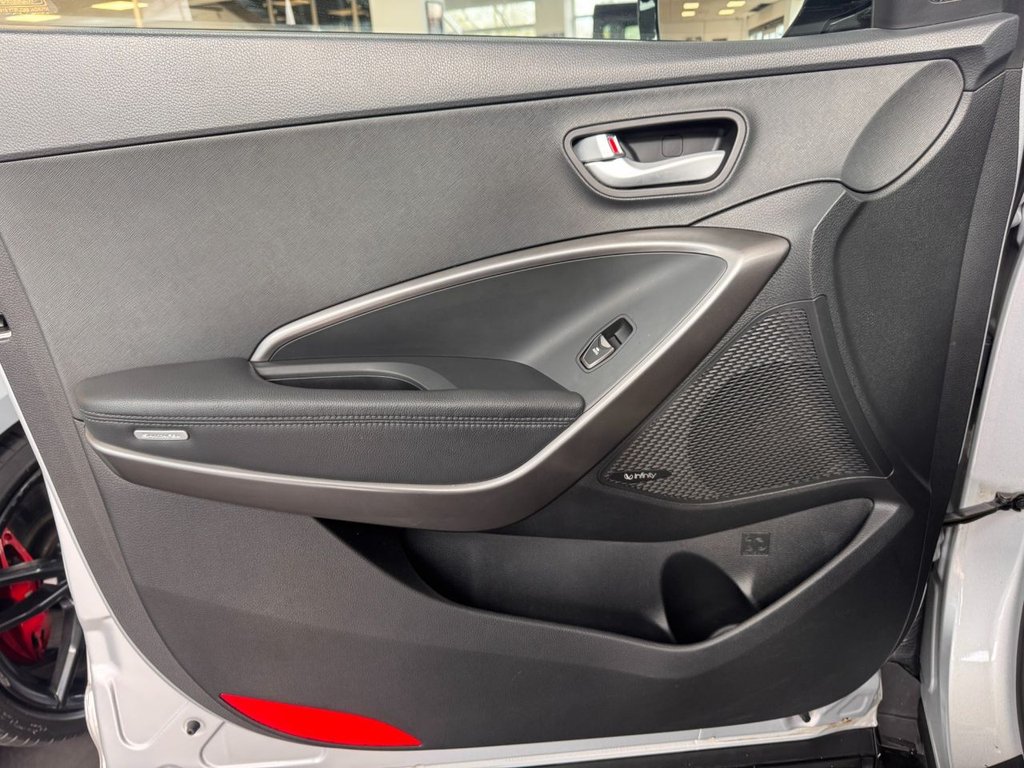 Used Hyundai Santa Fe 2017 for sale - 78088334: Photo 31