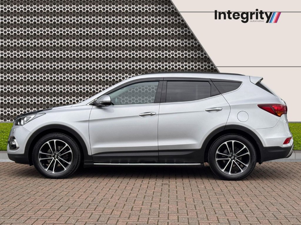 Used Hyundai Santa Fe 2017 for sale - 78088334: Photo 6