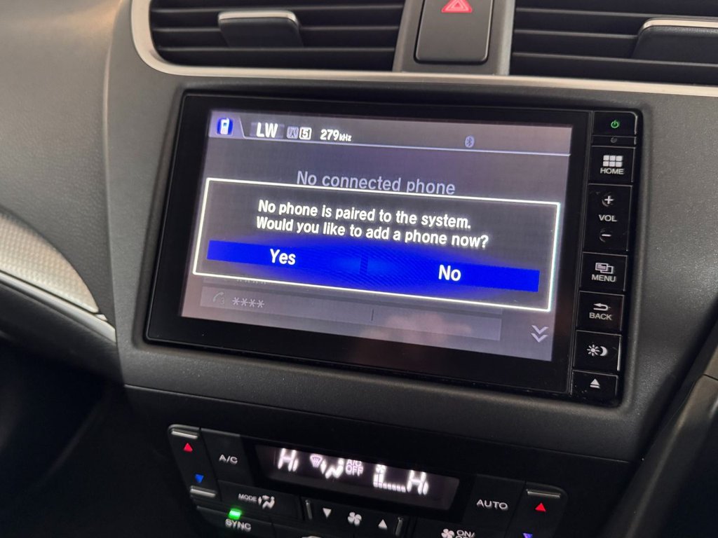 Used Honda Civic 2017 for sale - 77792422: Photo 46