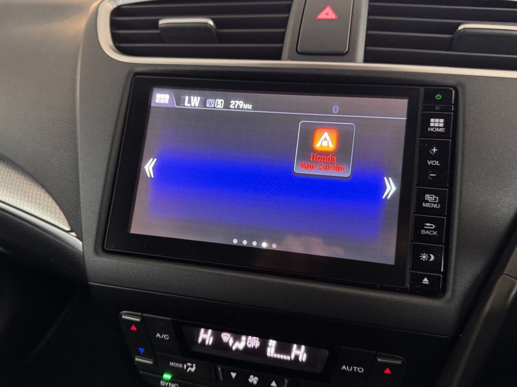 Used Honda Civic 2017 for sale - 77792422: Photo 49