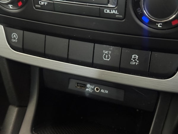 Used Skoda Yeti 2016 for sale - 75630407: Photo 43