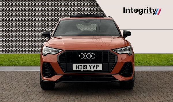 Used Audi Q3 2019 for sale - 76345236: Photo 2