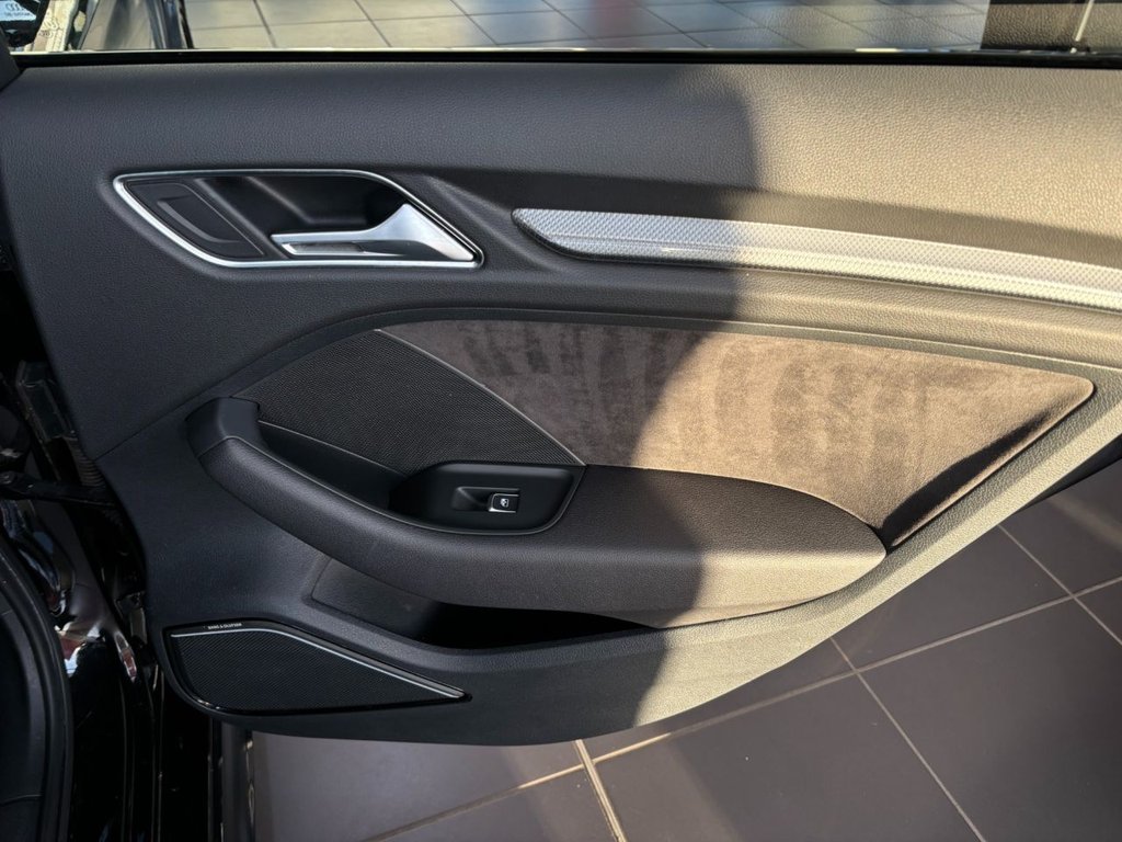 Used Audi RS3 2018 for sale - 77356640: Photo 27