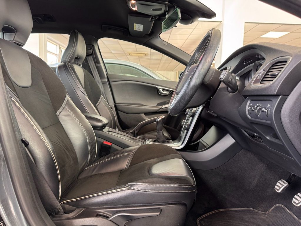 Used Volvo V40 2014 for sale - 76266669: Photo 12