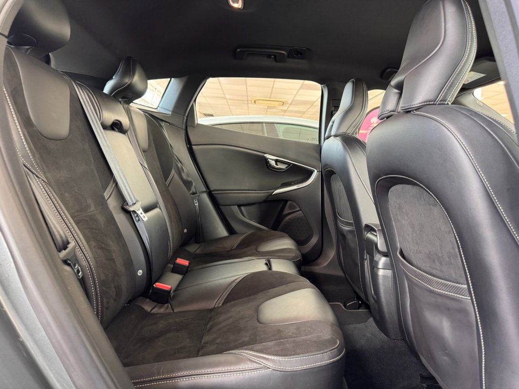 Used Volvo V40 2014 for sale - 76266669: Photo 17