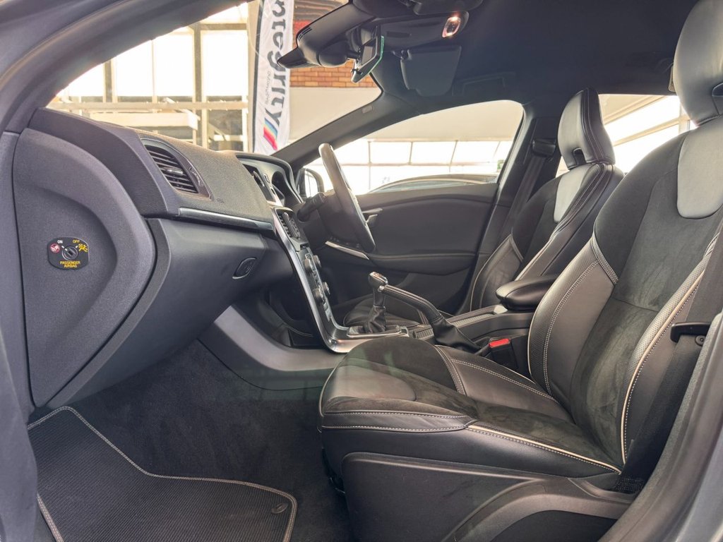 Used Volvo V40 2014 for sale - 76266669: Photo 27