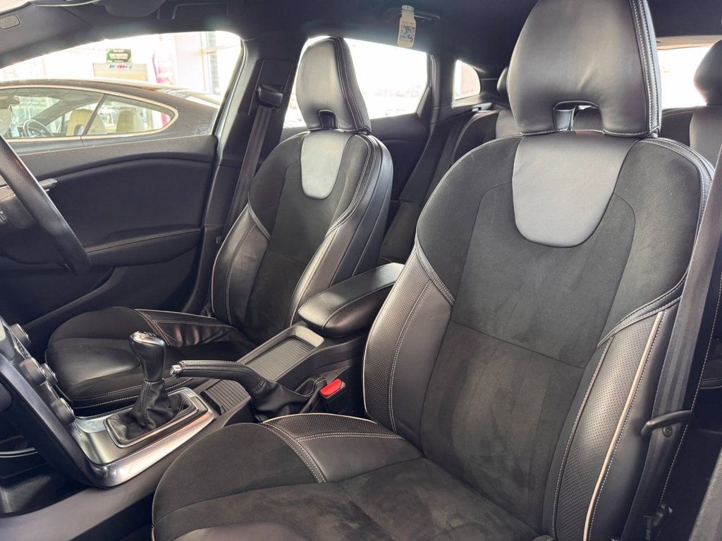 Used Volvo V40 2014 for sale - 76266669: Photo 28