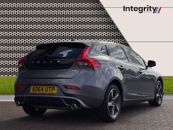 Used Volvo V40 2014 for sale - 76266669: Photo 3