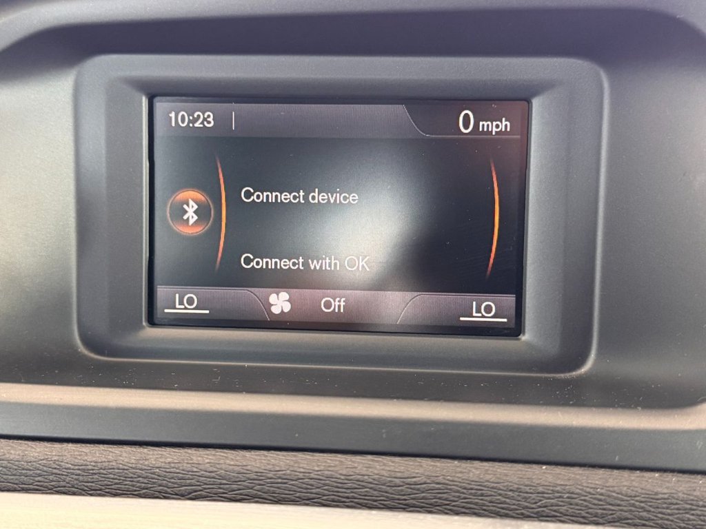 Used Volvo V40 2014 for sale - 76266669: Photo 48