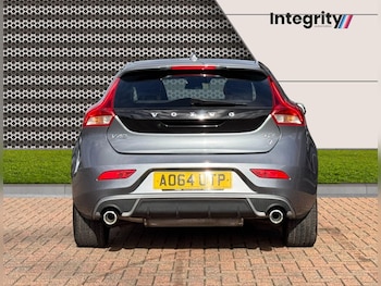 Used Volvo V40 2014 for sale - 76266669: Photo 4