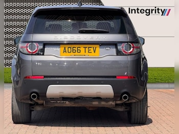 Used Land Rover Discovery Sport 2016 for sale - 79530240: Photo
