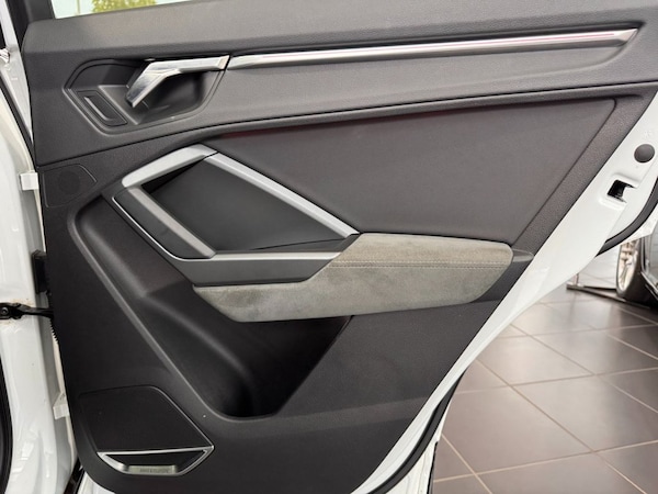 Used Audi Q3 2020 for sale - 76323247: Photo 19