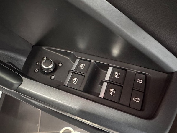 Used Audi Q3 2020 for sale - 76323247: Photo 31